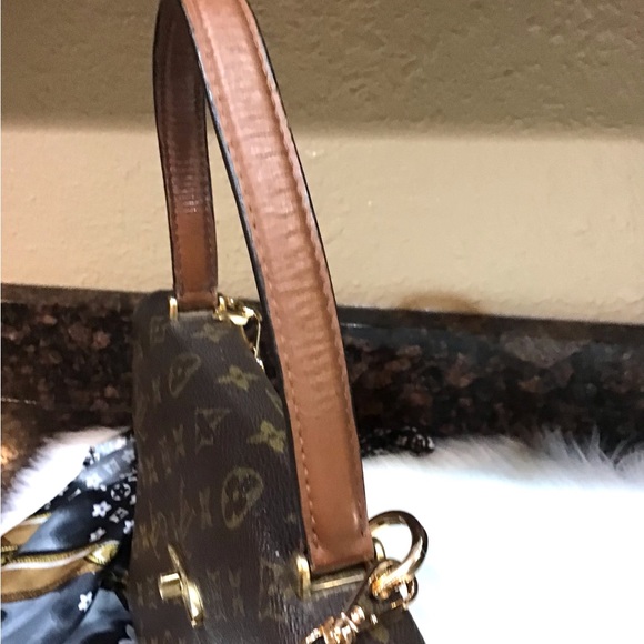 Louis Vuitton Monogram Malesherbes Hand Bag - Picture 10 of 16